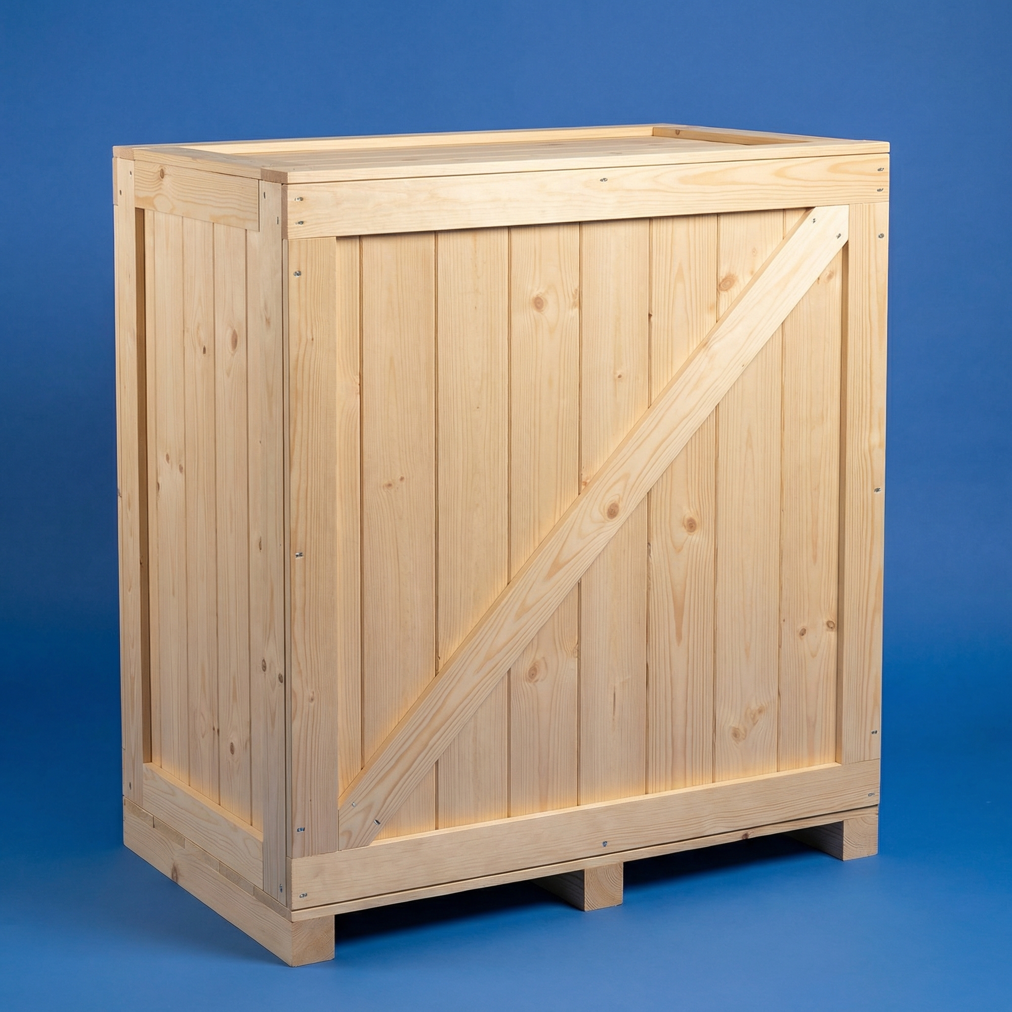 Деревянный ящик